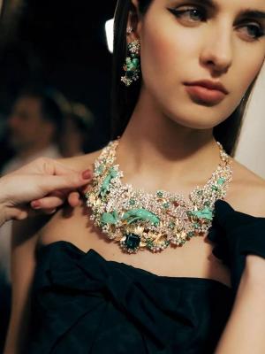 Новая коллекция ювелирных украшений Dior (102581-dior-yuvelirnaya-kollekciya-03.jpg)