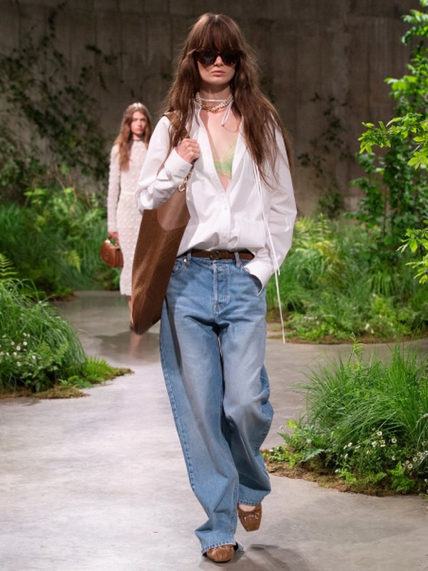 Gucci Resort 2025 (102650-gucci-resort-05.jpg)