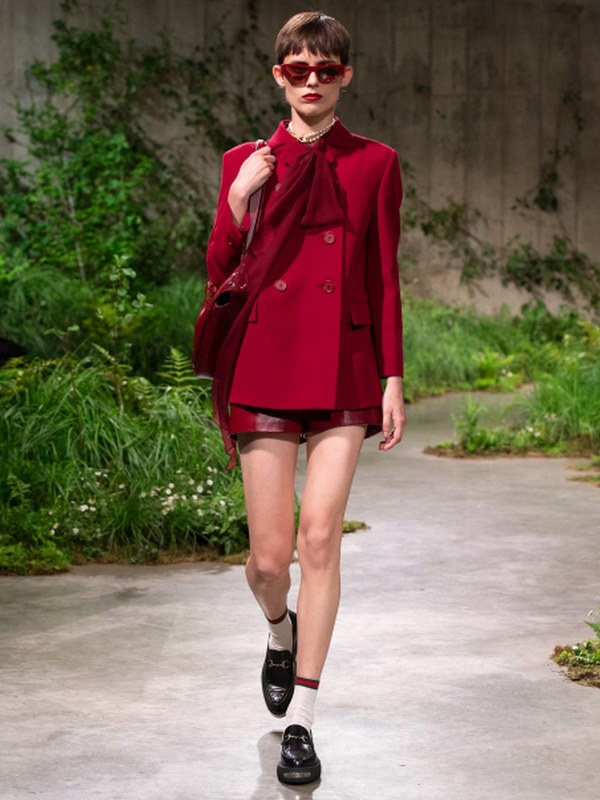 Gucci Resort 2025 (102650-gucci-resort-11.jpg)