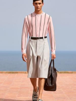 Jacquemus Resort 2025 (102978-jacquemus-resort-05.jpg)