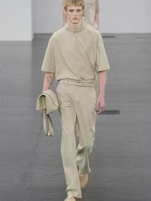 Fendi menswear весна-лето 2025 (103130-fendi-menswear-ss-02.jpg)