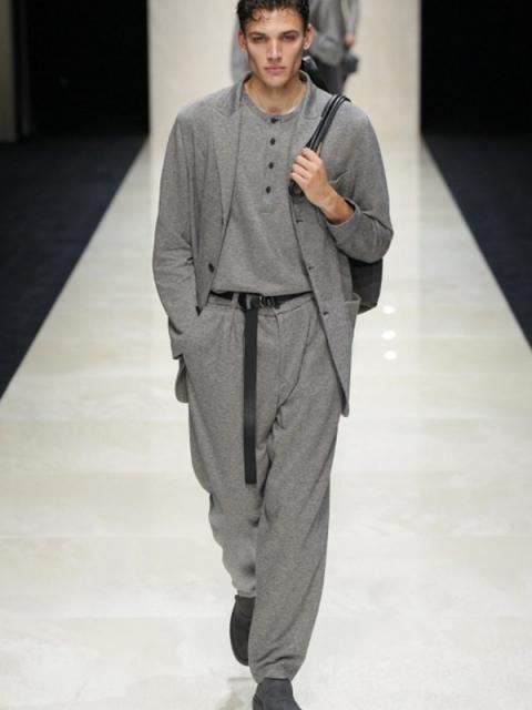 Giorgio Armani menswear весна-лето 2025 (103176-giorgio-armani-menswear-05.jpg)