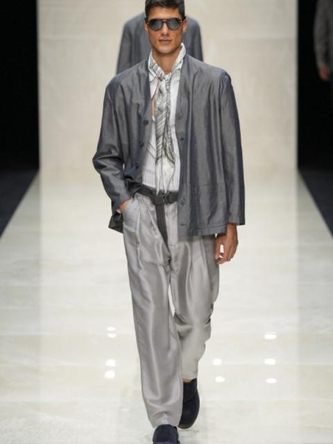 Giorgio Armani menswear весна-лето 2025 (103176-giorgio-armani-menswear-06.jpg)