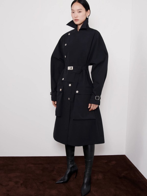 Ferragamo Resort 2025 (103265-ferragamo-resort-08.jpg)