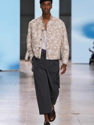 Hermes menswear весна-лето 2025 (103355-hermes-menwear-ss-11.jpg)