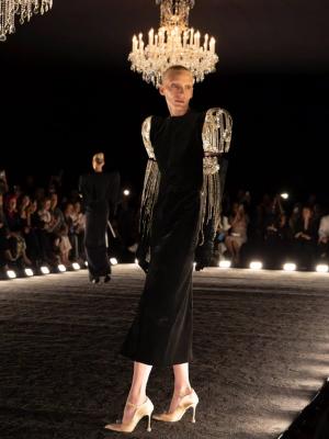 Schiaparelli Haute Couture осень-зима 2024 (103397-schiaparelli-couture-fw-02.jpg)