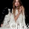 Chloé представил рекламную кампанию новой зимней коллекции