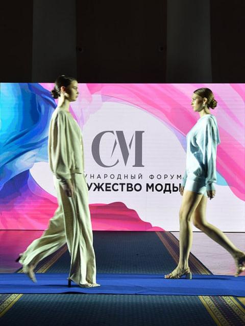 Международный форум «Содружество моды» в Санкт-Петербурге (105054-cis-fashion-b.jpg)