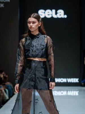 Новогодняя коллекция SELA на М2 X Sokol Fashion Week FW-2024/25 (105207-sela-2024-25-05.jpg)