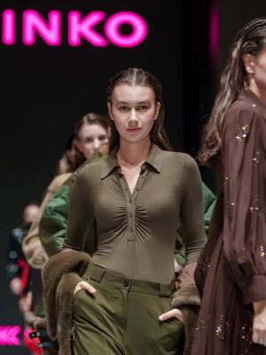 Коллекции брендов Maison Kaleidoscope и PINKO на М2 X Sokol Fashion Week FW-2024/25 (105231-maison-koleidoscope-pinko-10.jpg)