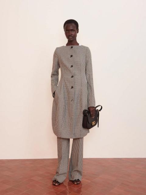 Коллекция Ferragamo pre-fall 2025 (105448-ferragamo-pre-fall-05.jpg)