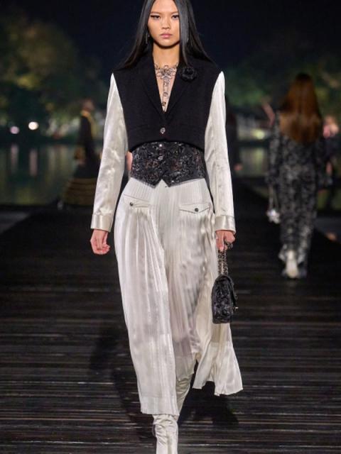 Коллекция Chanel pre-fall 2025 (105569-chanel-pre-fall-12.jpg)