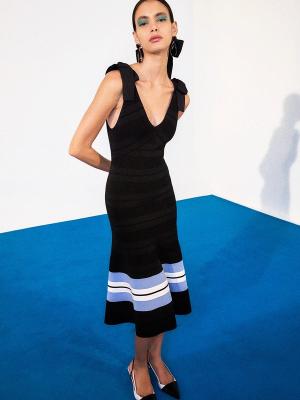 Carolina Herrera pre-fall 2025 (105607-carolina-herrera-pre-fall-05.jpg)