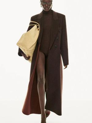 Коллекция Victoria Beckham pre-fall 2025 (105639-victoria-beckham-pre-fall-03.jpg)