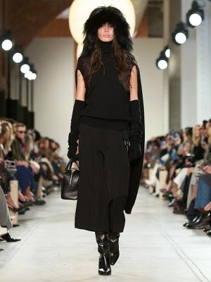 Коллекция Michael Kors Collection осень-зима 2025/26 (FW-2025/26) (106460-michael-kors-fw-04.jpg)