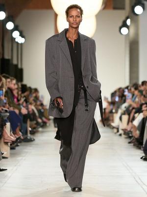 Коллекция Michael Kors Collection осень-зима 2025/26 (FW-2025/26) (106460-michael-kors-fw-b.jpg)