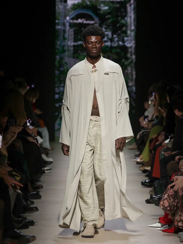 Дом моды Slava Zaitsev представил коллекцию «Вечность» (107096-slava-zaitsev-03.jpg)