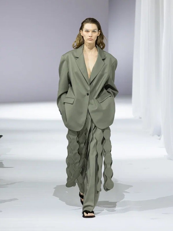 Новая коллекция бренда Ruban (107123-ruban-2025-05.jpg)