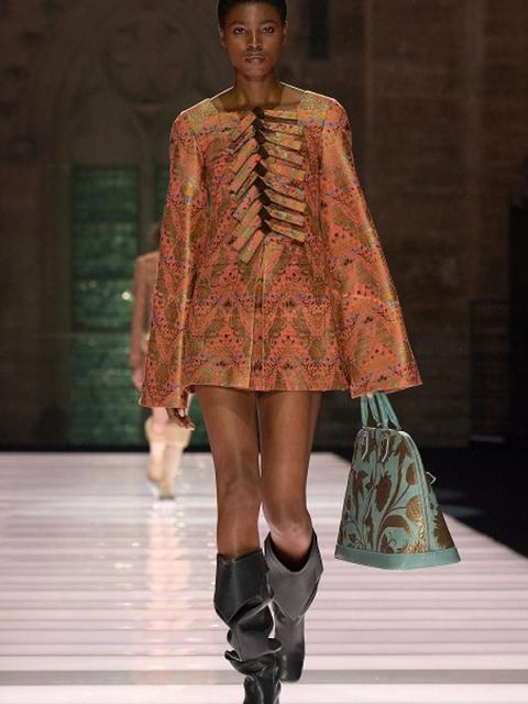 Коллекция Louis Vuitton resort 2026 (107341-louis-vuitton-03.jpg)