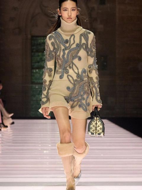 Коллекция Louis Vuitton resort 2026 (107341-louis-vuitton-04.jpg)