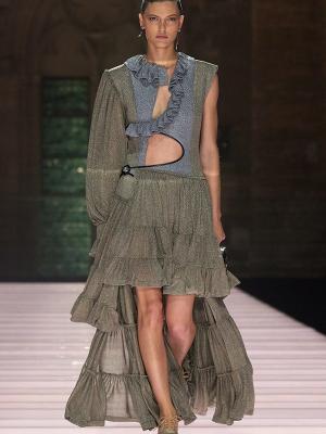 Коллекция Louis Vuitton resort 2026 (107341-louis-vuitton-06.jpg)