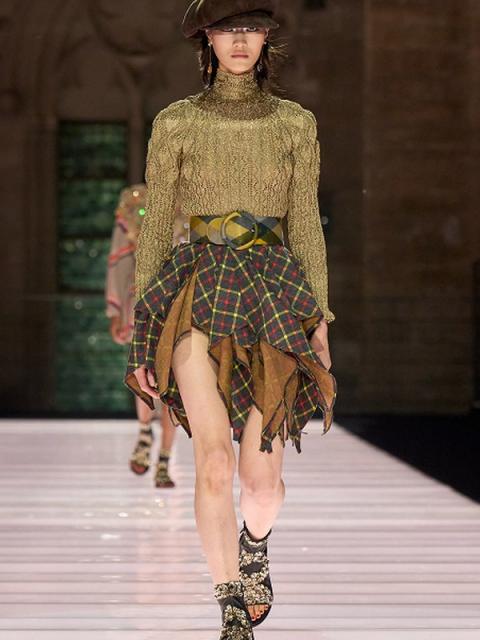 Коллекция Louis Vuitton resort 2026 (107341-louis-vuitton-08.jpg)