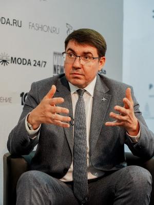 Всероссийский форум производителей одежды в Ульяновске обозначил новые возможности коммуникации (107499-legkoforum-00.jpg)