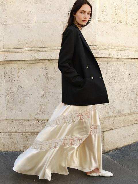 Коллекция Alberta Ferretti resort 2026 (107540-alberta-ferretti-resort-04.jpg)