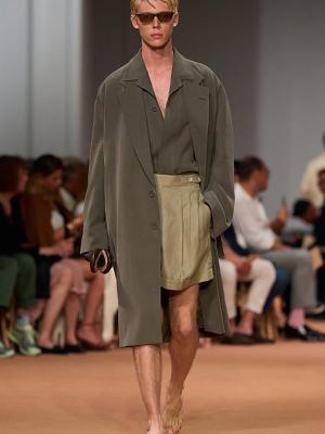 Коллекция Zegna menswear весна-лето 2026  (107564-zegna-ss-2026-04.jpg)