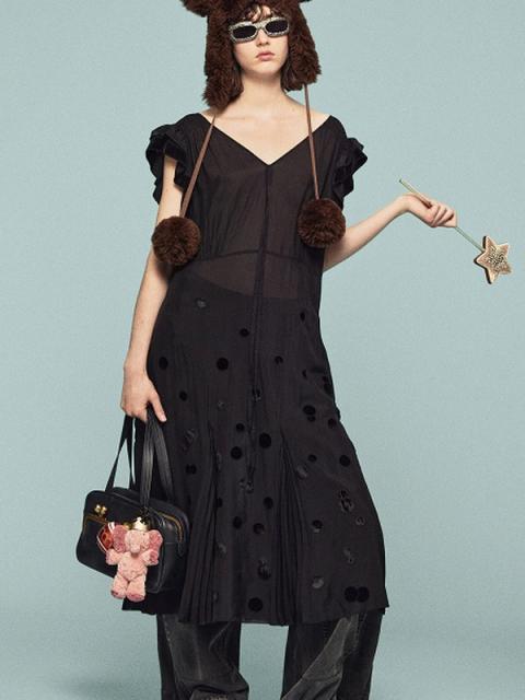 Коллекция Coach Resort 2026 (107609-coach-resort-03.jpg)