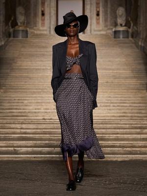Коллекция Max Mara Resort 2026 (107641-max-mara-resort-08.jpg)