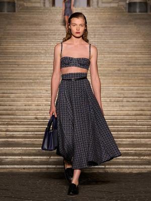 Коллекция Max Mara Resort 2026 (107641-max-mara-resort-09.jpg)