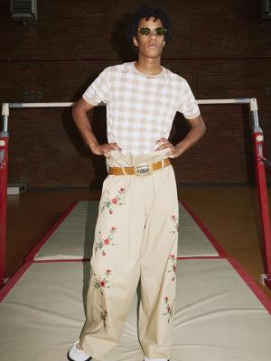 Коллекция Moschino Resort 2026 (107658-moscino-resort-06.jpg)