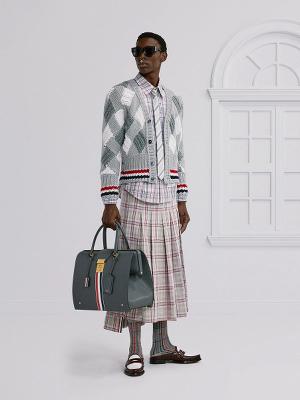Коллекция Thom Browne Resort 2026 (107683-thom-browne-resort-01.jpg)