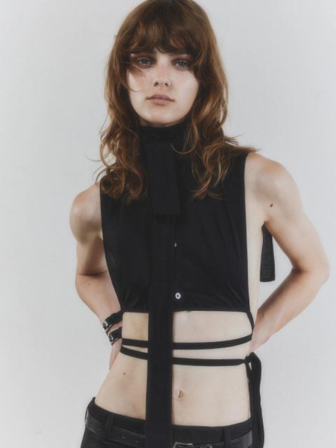 Коллекция Ann Demeulemeester Resort 2026 (107695-ann-demeulemeester-resort-05.jpg)