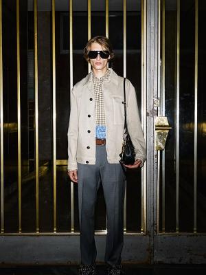 Коллекция N°21 Menswear весна-лето 2026 (107738-N21-menswear-ss-02.jpg)