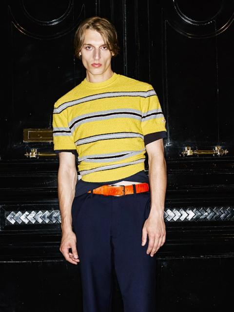 Коллекция N°21 Menswear весна-лето 2026 (107738-N21-menswear-ss-05.jpg)