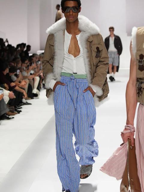 Коллекция Dolce&Gabbana Menswear весна–лето 2026 (107811-dolce-gabbana-ss-03.jpg)