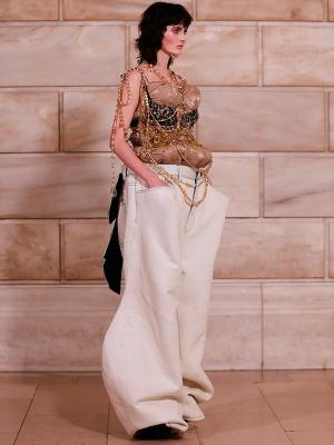 Коллекция Marc Jacobs осень-зима 2025/26 (107956-marc-jacobs-fw-b.jpg)