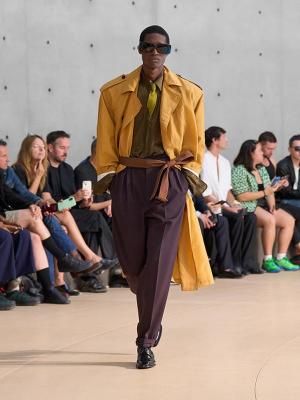 Коллекция Saint Laurent Menswear весна-лето 2026 (107966-saint-laurent-ss-07.jpg)