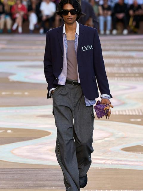 Коллекция Louis Vuitton Menswear весна-лето 2026 (107976-louis-vuitton-ss-01.jpg)