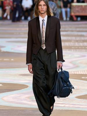 Коллекция Louis Vuitton Menswear весна-лето 2026 (107976-louis-vuitton-ss-05.jpg)