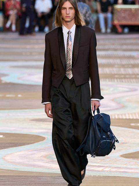Коллекция Louis Vuitton Menswear весна-лето 2026 (107976-louis-vuitton-ss-05.jpg)