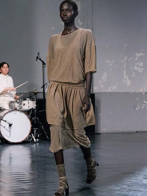 Коллекция Lemaire Menswear весна-лето 2026 (107999-lemaire-menswear-04.jpg)