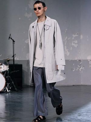 Коллекция Lemaire Menswear весна-лето 2026 (107999-lemaire-menswear-06.jpg)