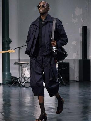 Коллекция Lemaire Menswear весна-лето 2026 (107999-lemaire-menswear-08.jpg)