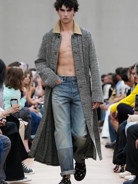 Коллекция Dior Menswear весна-лето 2026 (108011-dior-menswear-ss-07.jpg)