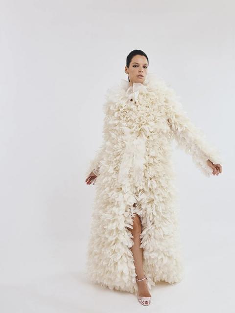Коллекция Giambattista Valli осень-зима 2025/26 (108021-giambattista-valli-fw-01.jpg)