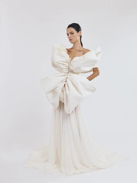 Коллекция Giambattista Valli осень-зима 2025/26 (108021-giambattista-valli-fw-03.jpg)