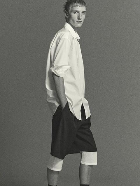 Коллекция The Row Menswear весна-лето 2026 (108050-the-row-menswear-ss-01.jpg)